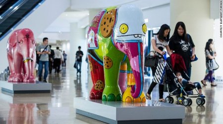 Elephants take over Hong Kong malls - PHOTO