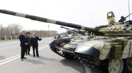 Russian arms broker offers more deals to Azerbaijan