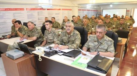 Zakir Həsənov komandirlərə tapşırıq verdi - FOTO