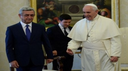 Papa Sərkisyanın təklifini qəbul etdi