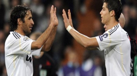 Ronaldo bütün rekordları alt-üst edir