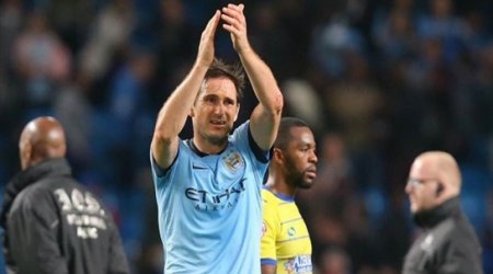 Lampard yet to discuss City stay