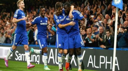 Chelsea back in charge as Barca misfire vs. Malaga