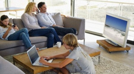 Multi-tasking makes your brain smaller