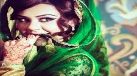 Azerbaijan beauty Oksana is India’s "best cine stars"