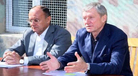 CSTO chief pays first-ever visit to Armenian-Azeri border