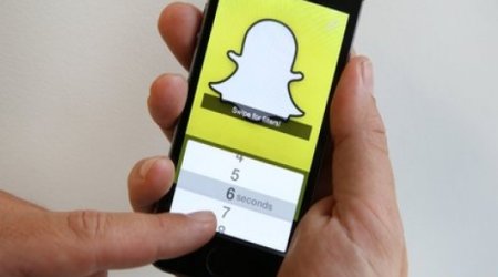 Nude 'Snapchat images' put online by hackers