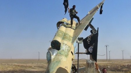 Islamic State flying three jets in Syria: monitor