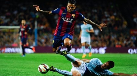 Dani Alves does NOT have a deal in place to join MU