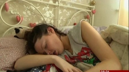 The REAL sleeping beauty - VIDEO