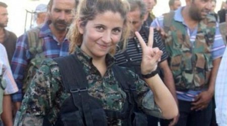 İŞİD bu gözəli edam etdi - FOTO