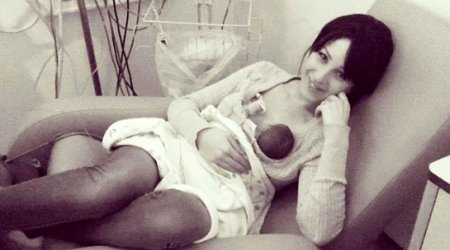 Facebook removes mother's breastfeeding photo