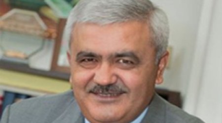 Iranian Minister continues meetings in Baku