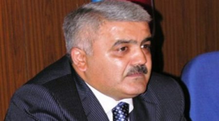 Azeri firm SOCAR expects to close deal for Greek gas grid in 2015