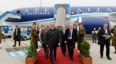 Prezident xaricә səfərə getdi - FOTOLAR