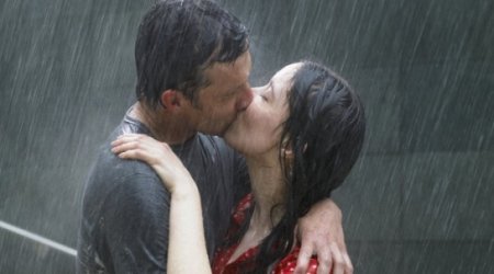 One kiss 'shares 80 million bugs'