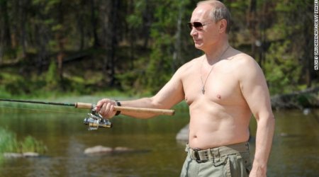 Why Vladimir Putin thinks it's still 1985 - PHOTO