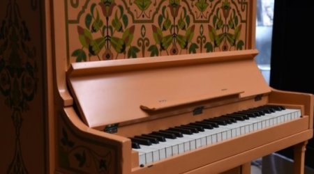 Casablanca piano sells for $2.9m in New York auction