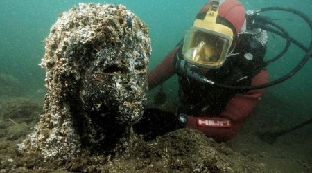 Incredible underwater city thought to have been lost for centuries - PHOTO