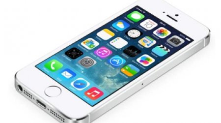 Apple releases iOS 7.0.4