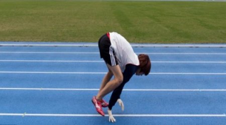 'Monkey Man' smashes world record for running 100m on hands and feet - PHOTO+VIDEO