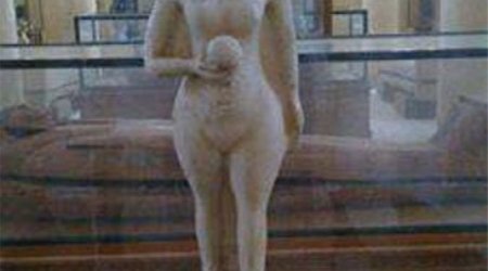 Priceless 3,000-year-old statue of Tutankhamun's sister is stolen from museum