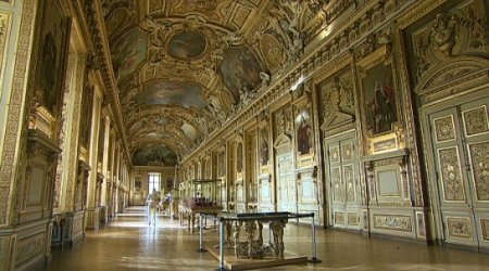 Louvre director Jean-Luc Martinez goes undercover