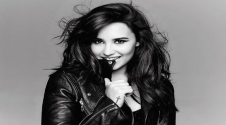 Demi Lovato couldn't go 30 minutes without drugs