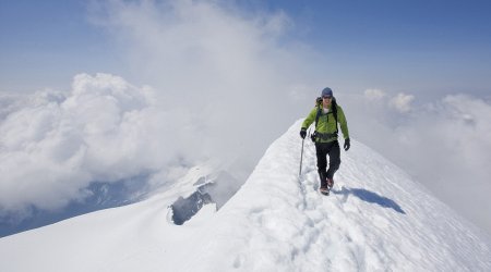 In the shadow of the pyramid - PHOTO