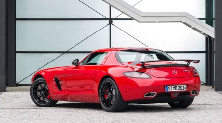 Jaguar, Mercedes-Benz, and Kia Make Headlines at the L.A. Auto Show - PHOTO