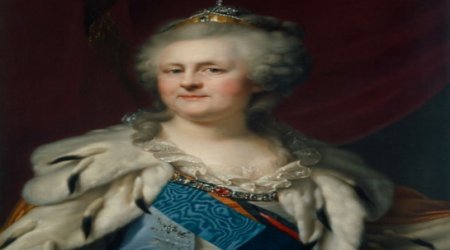 18th painting of Catherine the Great spots an uncanny similarity to David Cameron