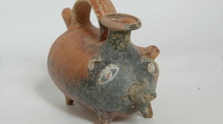 2,400-year-old terracotta baby bottle shaped like a PIG