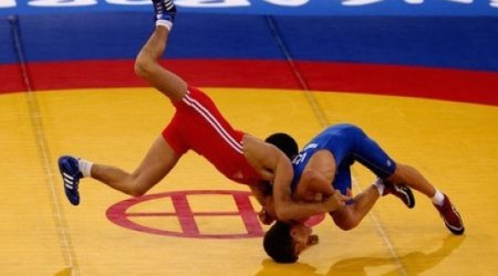 Azerbaijani wrestlers bring home 4 medals from Makhachkala