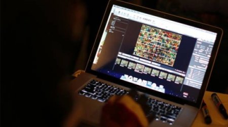 Plans for a universal laptop charger to save money and e-waste