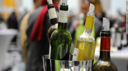 7 ways to keep alcohol from wrecking your diet