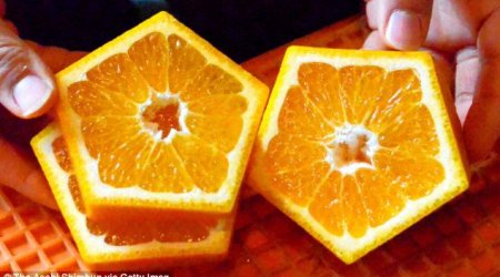 Farmers create pentagon-shaped fruit - PHOTO