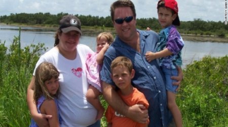 Family loses 300 pounds together - PHOTO