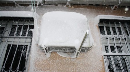 Snowfall in Sumgait - PHOTO