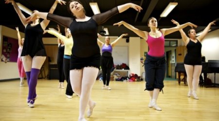 Big Ballet's plus-size swans step out to prove dance suits all shapes