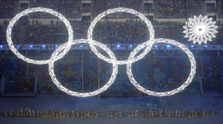 Olympics rings malfunction at Sochi 2014 opening ceremony