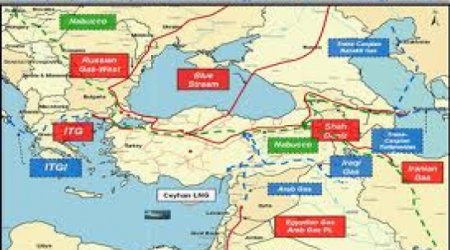 Azerbaijan offers Iraq access to Europe gas pipelines