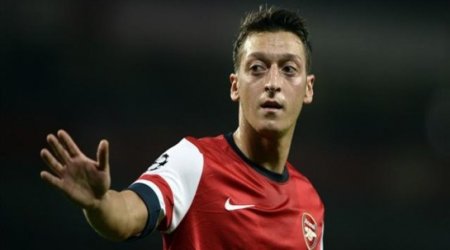 Ozil must ignore expectation