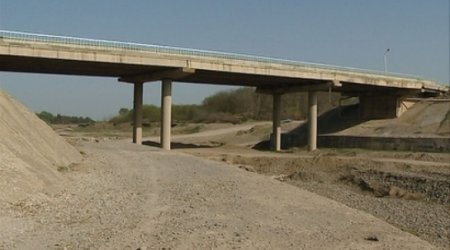 New bridge opened on Azeri-Iranian border