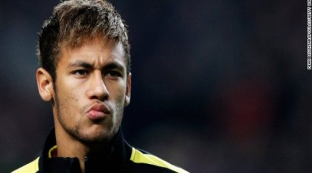 Barcelona purchase of Neymar brings tax fraud charges