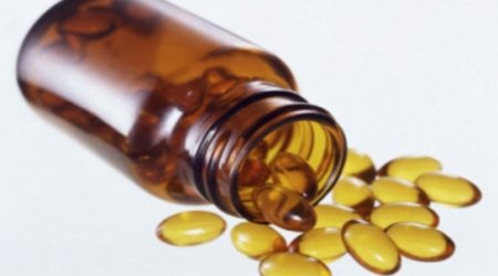 Vitamin E supplements 'raise risk of prostate cancer by 20%