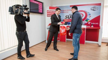 First 10 subscribers, who have ported their numbers to Bakcell network, have been rewarded - PHOTO