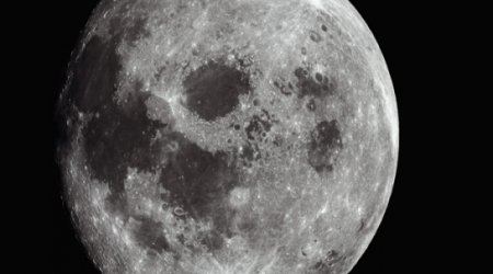 Video shows moment huge meteorite crashes into surface of the moon - VIDEO