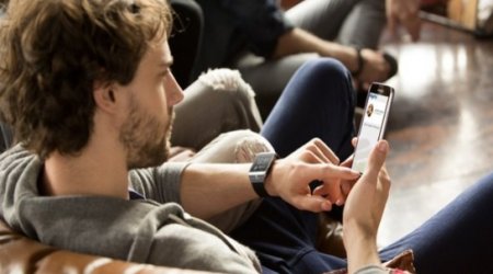 Samsung adds biometrics to latest Galaxy smartphone