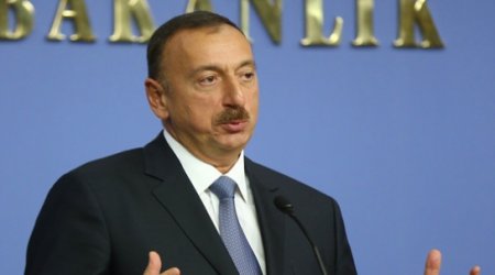 Azerbaijan pushes ahead with bond issue