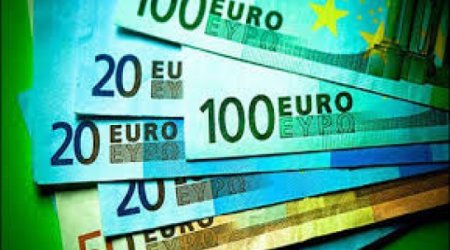 Azerbaijan may raise $1 billion in debut Eurobond